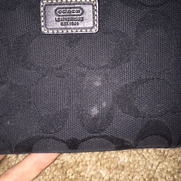 Coach wristlet - Picture 2 of 6